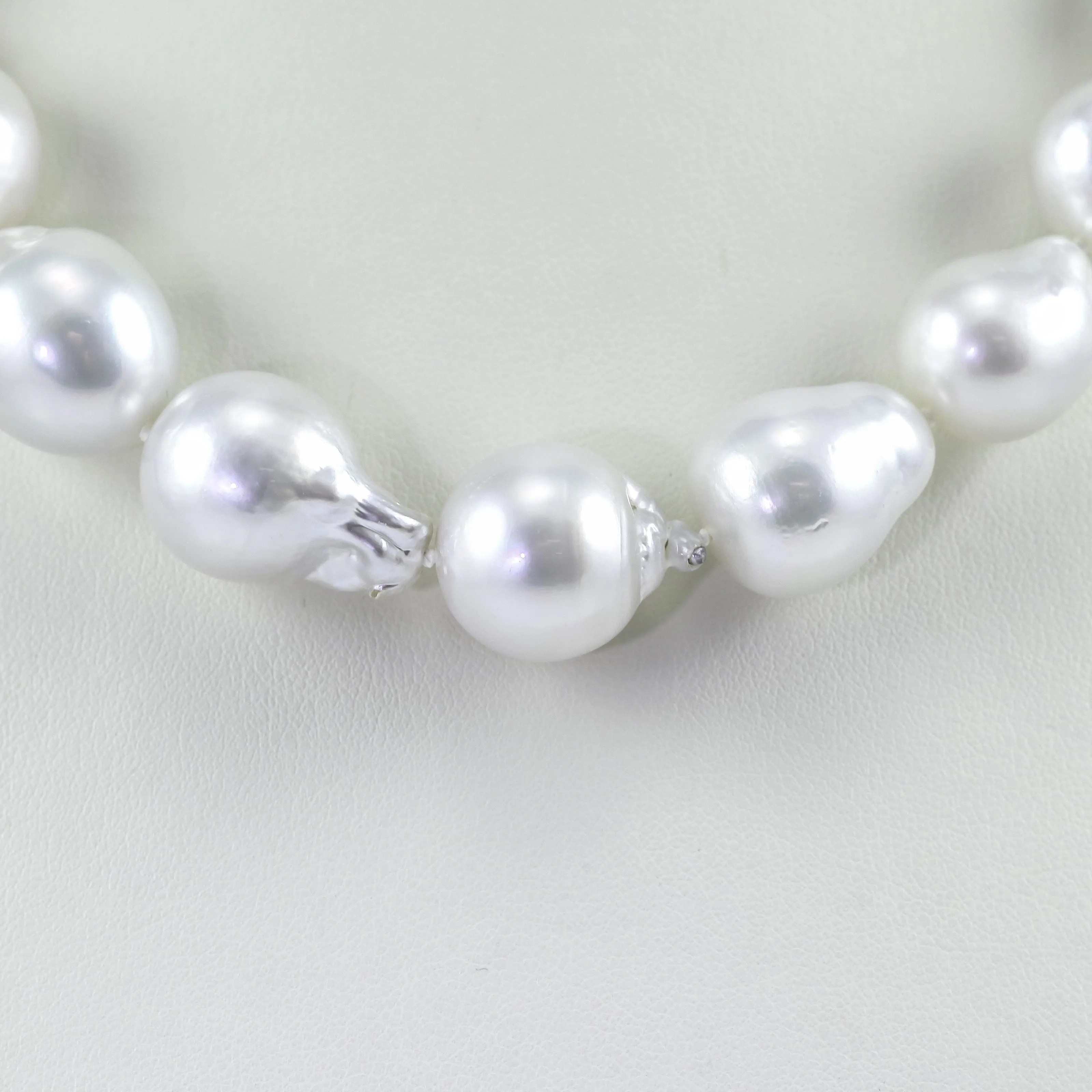 14K WHITE GOLD 28-INCH WHITE BAROQUE SOUTH SEA PEARL NECKLACE