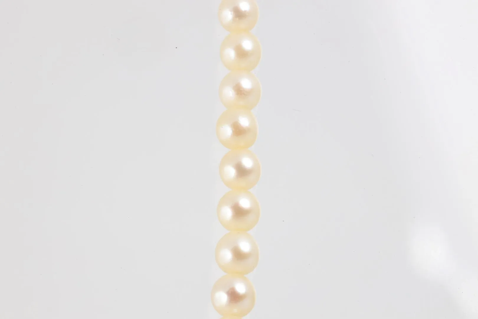 16.5" Mikimoto 925 Silver Pearl Necklace (9.98g.)