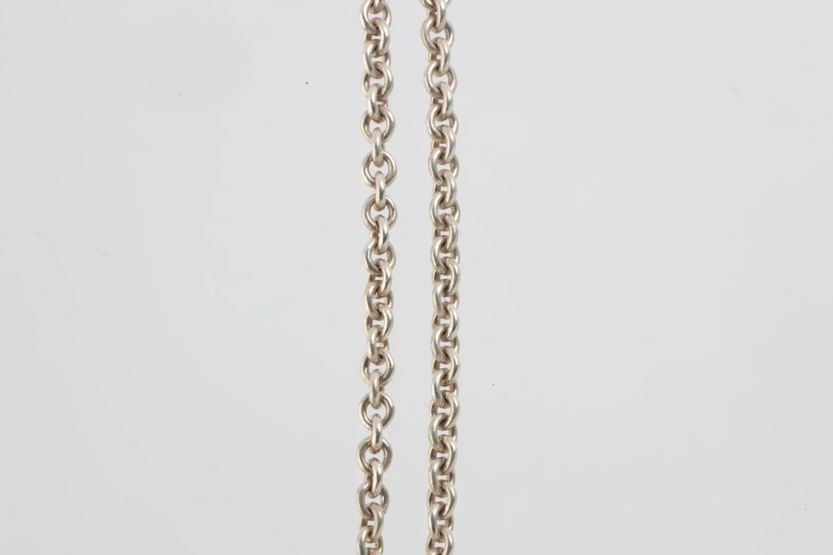 18" Tiffany & Co. 925 Silver Infinity Necklace (6.68g.)