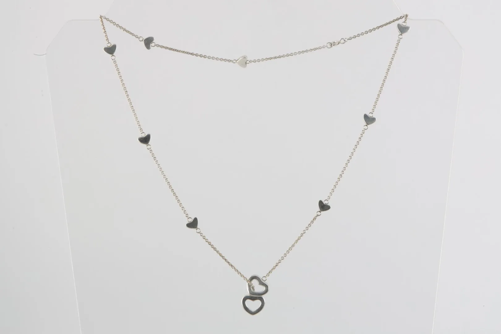 29" Tiffany & Co. 925 Silver Heart Link Lariat Necklace (8.72g.)