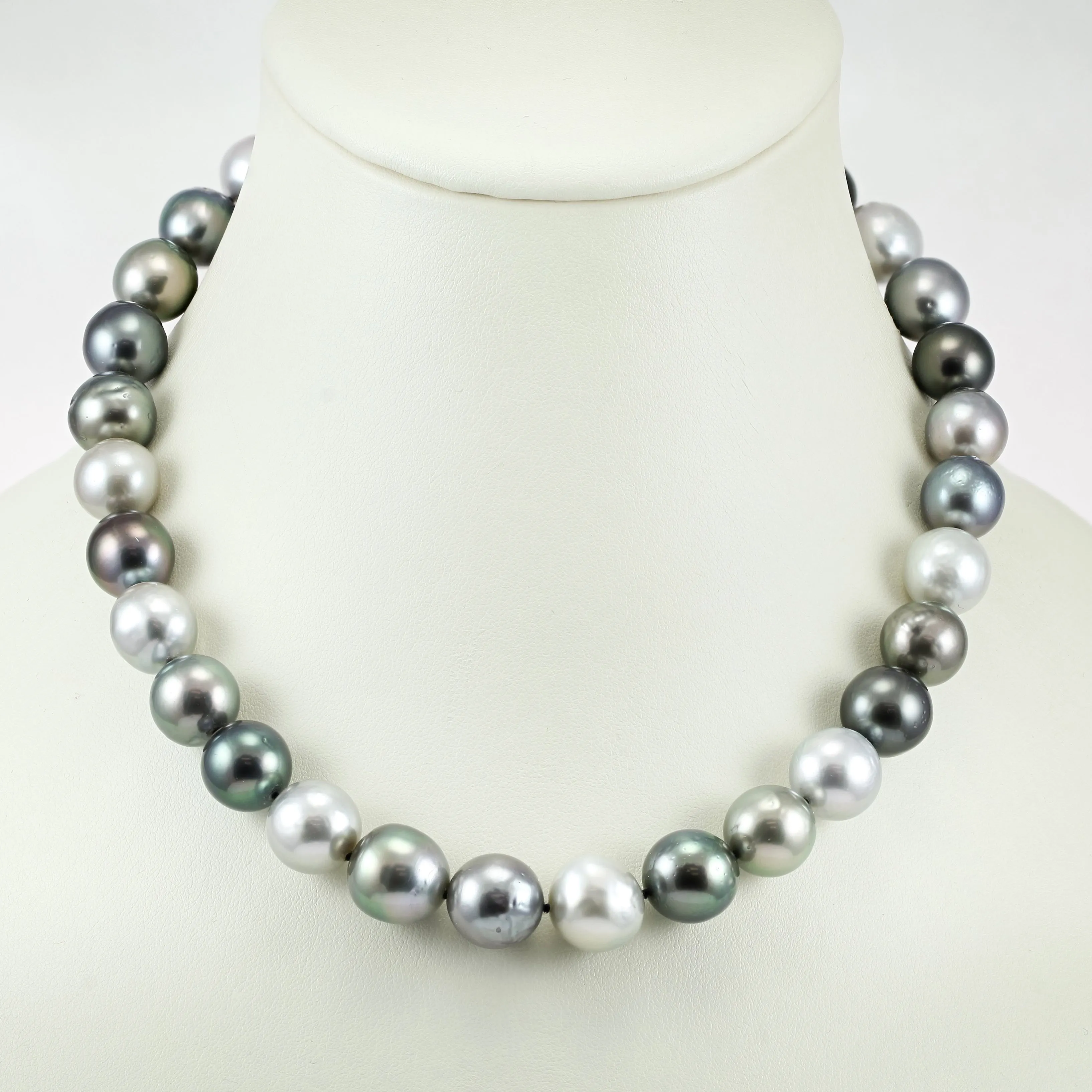 EXCLUSIVELY NINA 18-INCH SEMI BAROQUE MULTI-COLOR (31) TAHITIAN PEARL NECKLACE