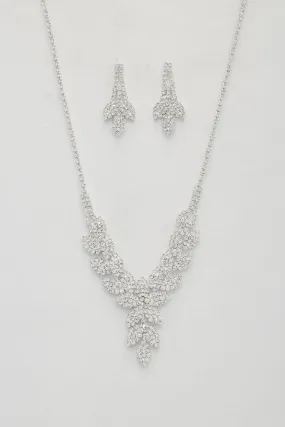 Leaf Pattern Crystal Necklace