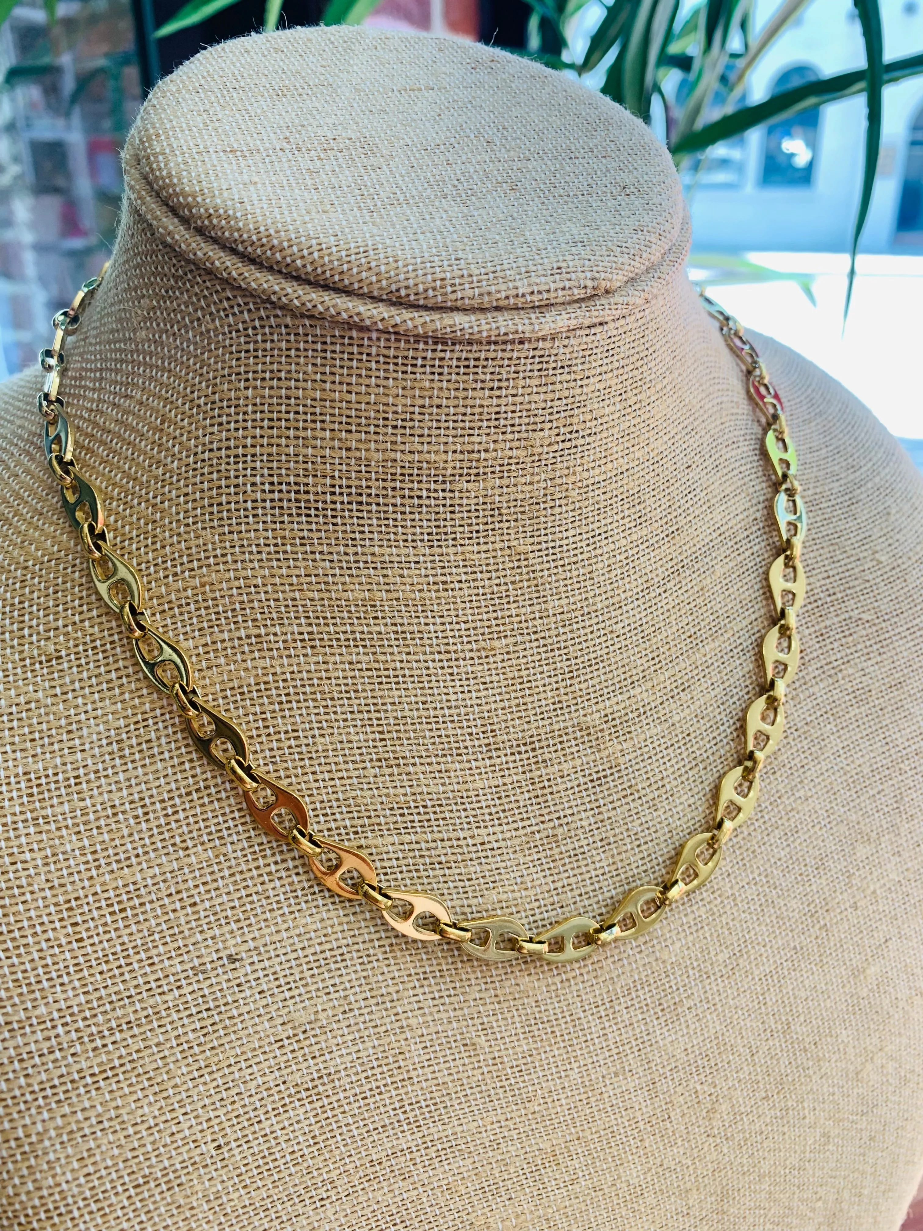 Saylor Sway Chain Necklace